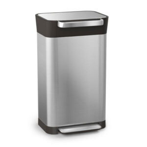TITAN GARBAGE CO
