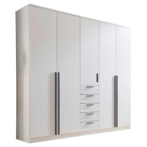 GARDEROBE, wit