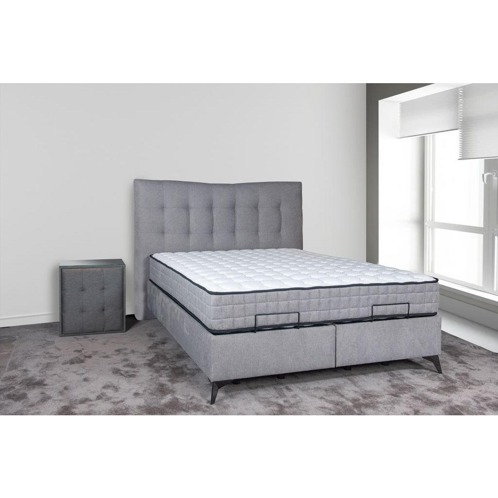 BEDDEN MET MATRAS x , hout, metaal