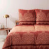 BEDDENGOED TIVOLI 200/200 cm satijn rood