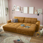 GROTE BANK, geel textiel, houten materiaal thumbnail 2